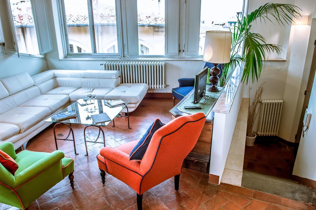 Attico Sopr'Arno Apartment Флоренция Стая снимка